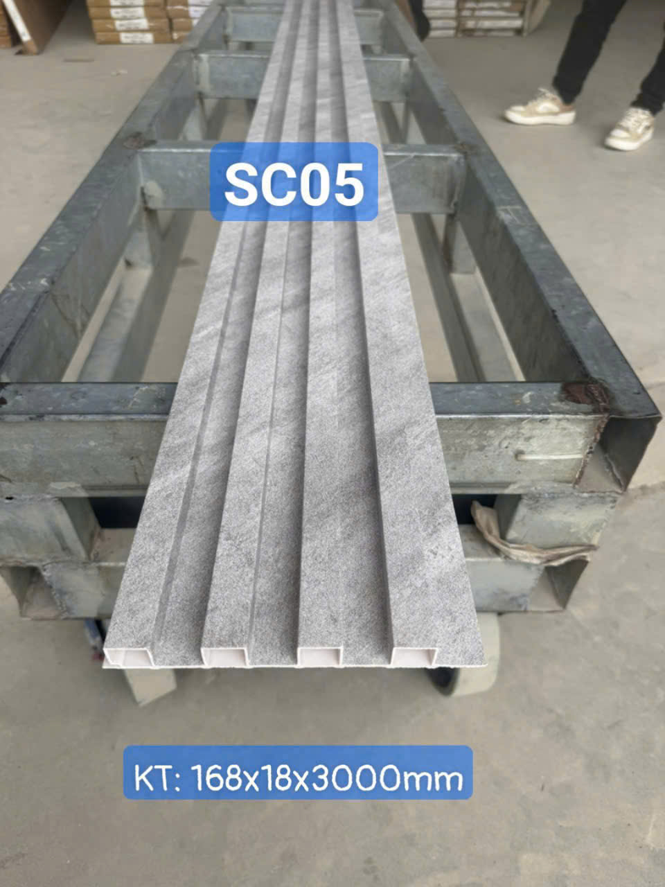 Tấm lam sóng 4 sóng cao