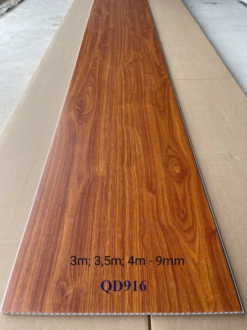 Nhựa ốp tường phòng khách QD16
